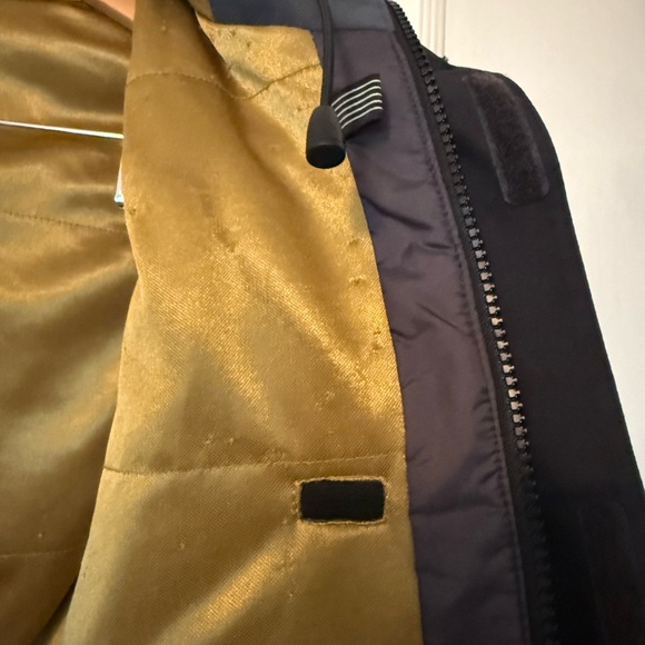 VOLCOM Ski & Snowboard Jacket (matching snow pants available) - Picture 8 of 12